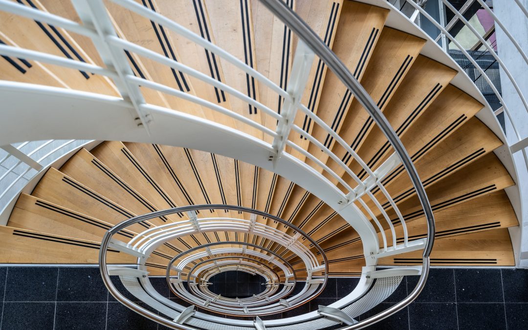 Installation de rampes d&rsquo;escaliers tubes acier à Fos sur mer